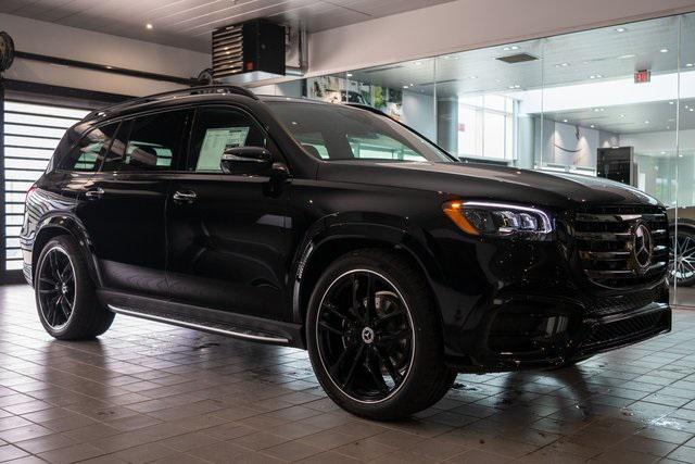 new 2025 Mercedes-Benz GLS 580 car, priced at $122,455