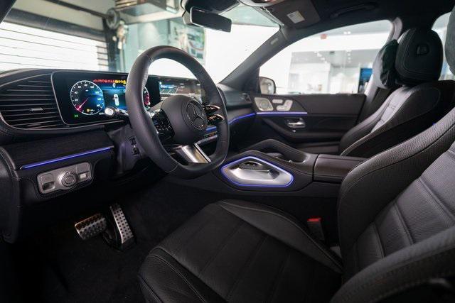 new 2025 Mercedes-Benz GLS 580 car, priced at $122,455