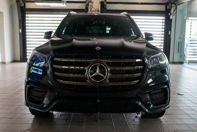 new 2025 Mercedes-Benz GLS 580 car, priced at $122,455