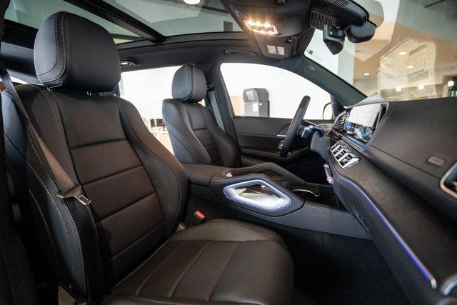 new 2025 Mercedes-Benz GLS 450 car, priced at $93,095