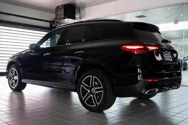 new 2025 Mercedes-Benz GLC 300 car, priced at $62,765