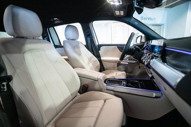 new 2025 Mercedes-Benz GLB 250 car, priced at $49,595