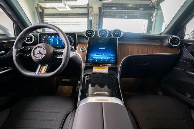 new 2025 Mercedes-Benz GLC 350e car, priced at $67,450