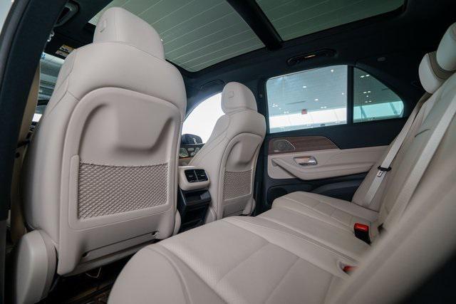 new 2025 Mercedes-Benz GLE 450e car, priced at $83,380