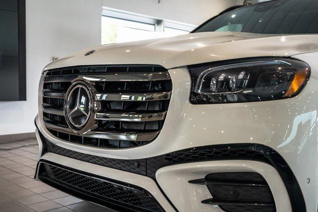 new 2025 Mercedes-Benz GLS 450 car, priced at $96,225