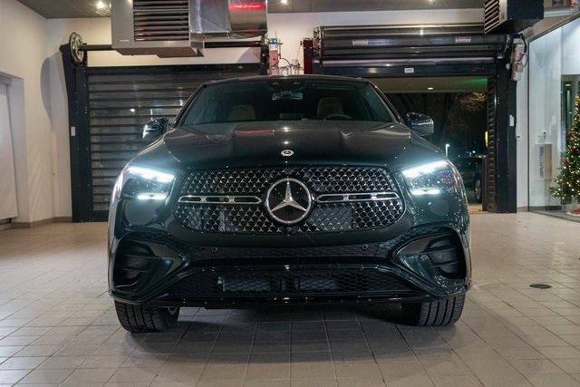 new 2025 Mercedes-Benz GLE 450 car, priced at $89,245