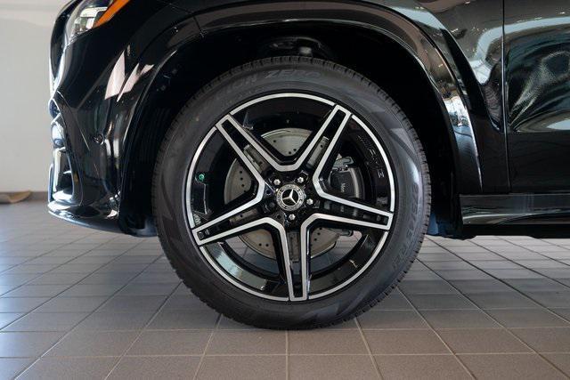 new 2025 Mercedes-Benz GLS 450 car, priced at $102,845