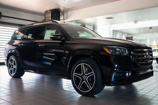 new 2025 Mercedes-Benz GLS 450 car, priced at $102,845