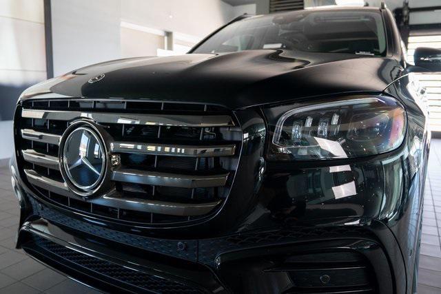 new 2025 Mercedes-Benz GLS 450 car, priced at $102,845