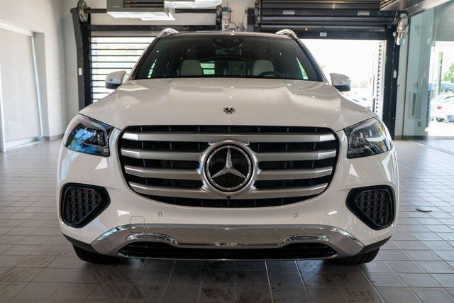 new 2025 Mercedes-Benz GLS 450 car, priced at $92,225