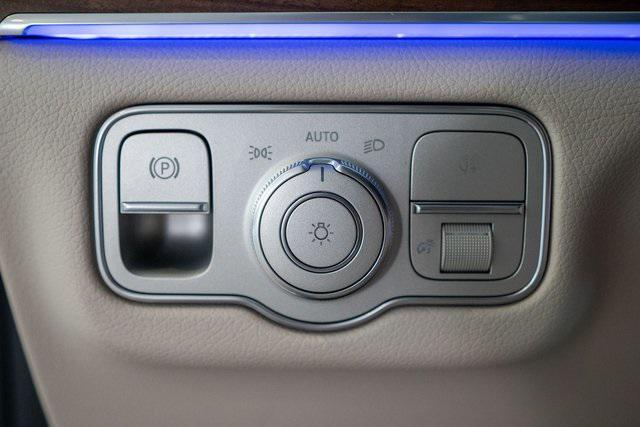 new 2025 Mercedes-Benz GLS 450 car, priced at $92,225