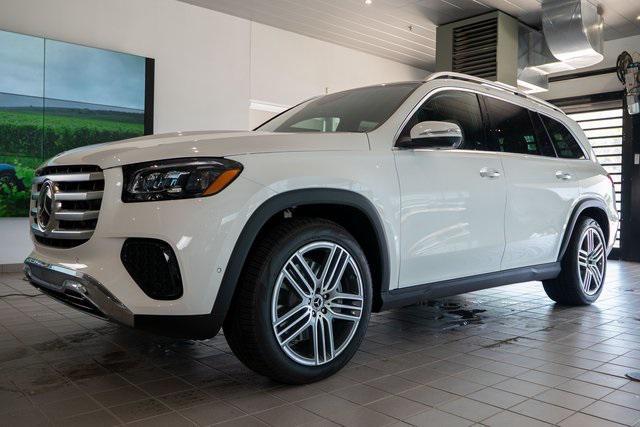 new 2025 Mercedes-Benz GLS 450 car, priced at $92,225
