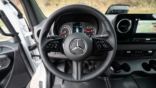 new 2025 Mercedes-Benz Sprinter 2500 car, priced at $67,372