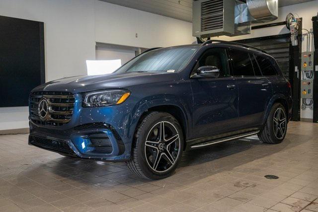 new 2025 Mercedes-Benz GLS 450 car, priced at $96,525