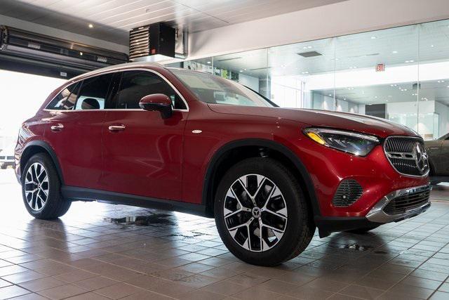 new 2025 Mercedes-Benz GLC 350e car, priced at $69,580