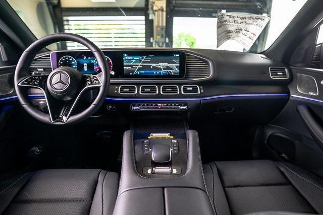 new 2025 Mercedes-Benz GLS 450 car, priced at $92,595
