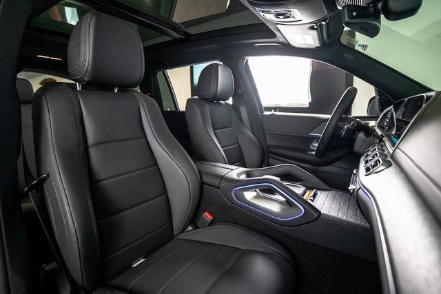 new 2025 Mercedes-Benz GLS 450 car, priced at $92,595