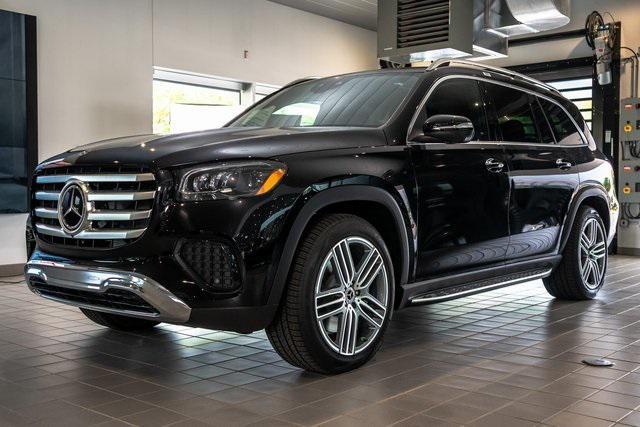 new 2025 Mercedes-Benz GLS 450 car, priced at $92,595