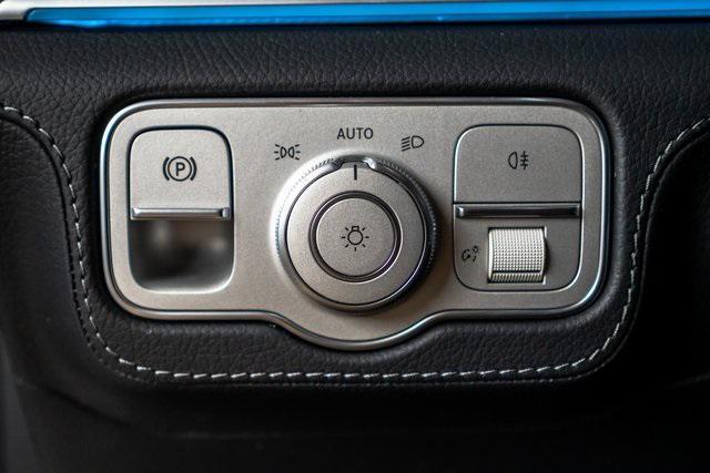 new 2025 Mercedes-Benz GLS 450 car, priced at $97,975