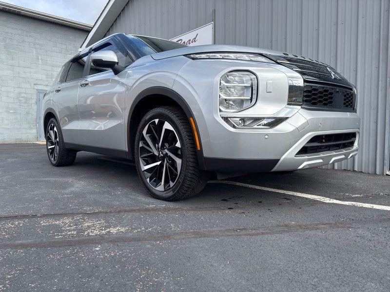 used 2022 Mitsubishi Outlander car, priced at $22,995