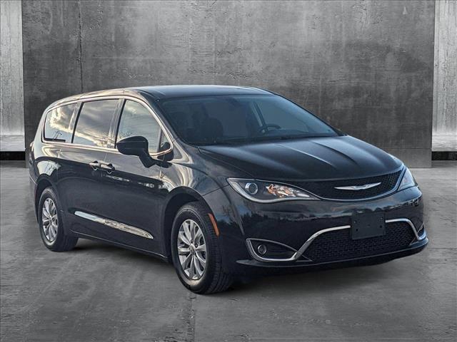 used 2018 Chrysler Pacifica car, priced at $15,570