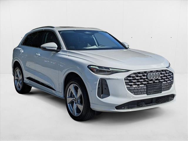 new 2025 Audi Q5 car, priced at $55,053