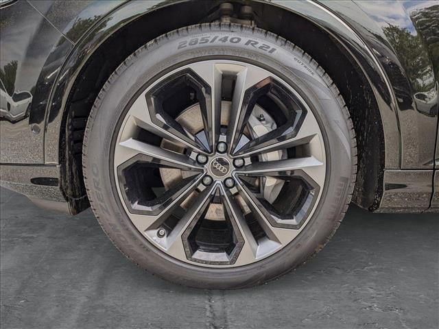 new 2025 Audi Q7 car, priced at $67,968