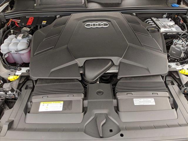 new 2025 Audi Q7 car, priced at $67,968