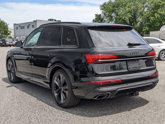 new 2025 Audi Q7 car, priced at $70,468