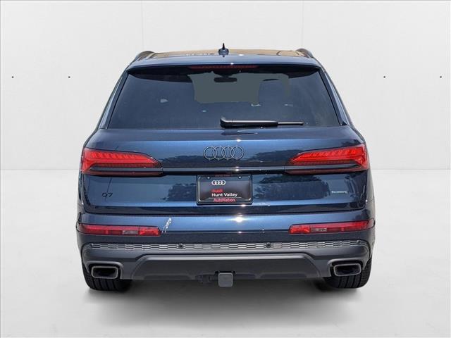 new 2025 Audi Q7 car, priced at $69,468