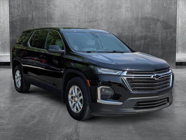 used 2022 Chevrolet Traverse car, priced at $27,590