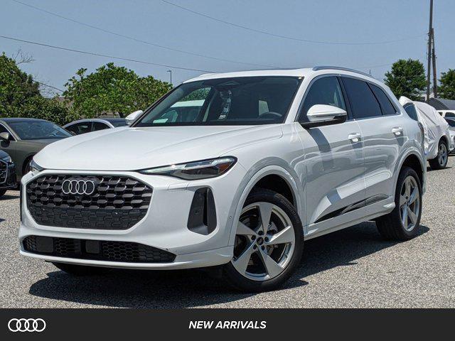 new 2025 Audi Q5 car, priced at $61,390