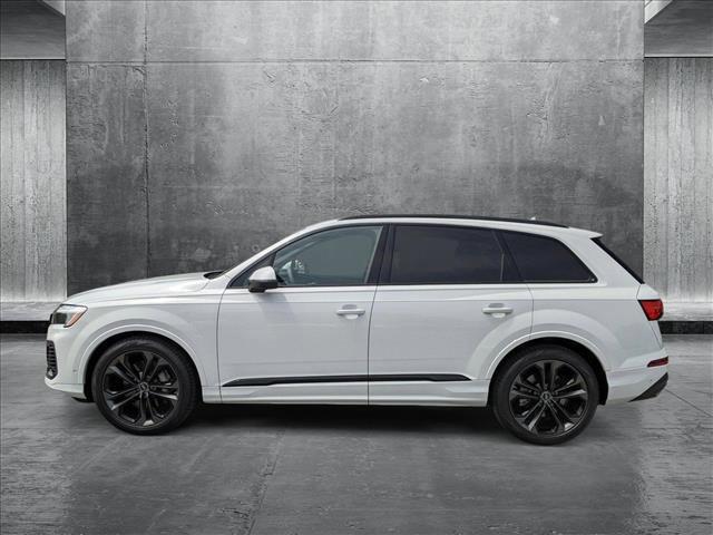 new 2025 Audi Q7 car, priced at $67,968