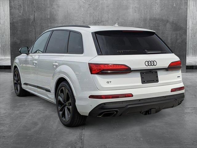 new 2025 Audi Q7 car, priced at $67,968