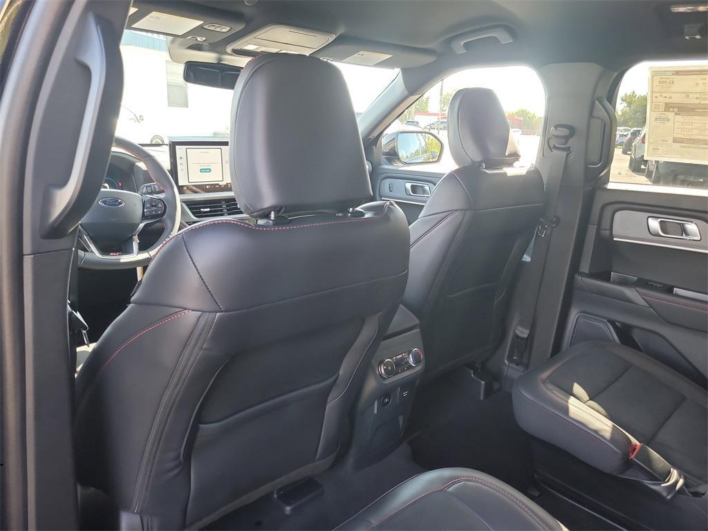 new 2025 Ford Explorer car, priced at $54,228