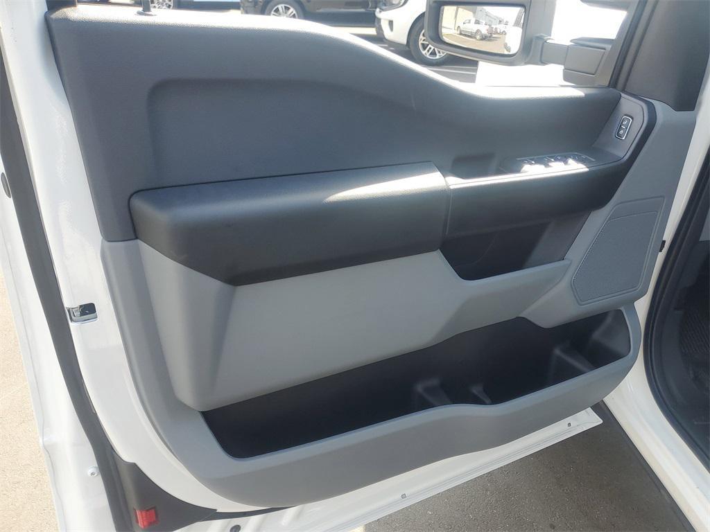 new 2025 Ford F-250 car, priced at $46,995