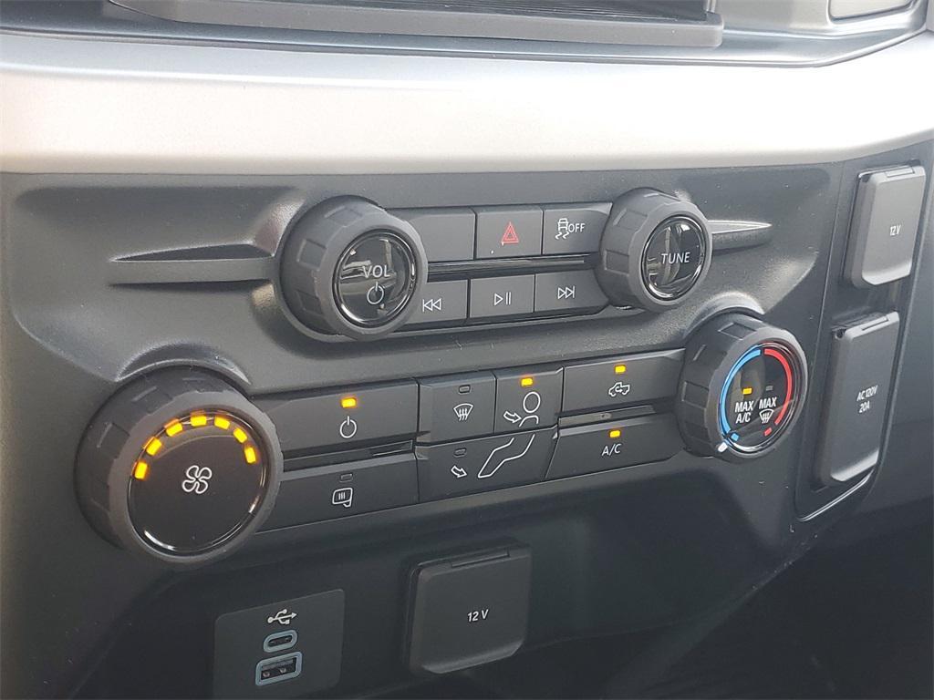 new 2025 Ford F-250 car, priced at $46,995