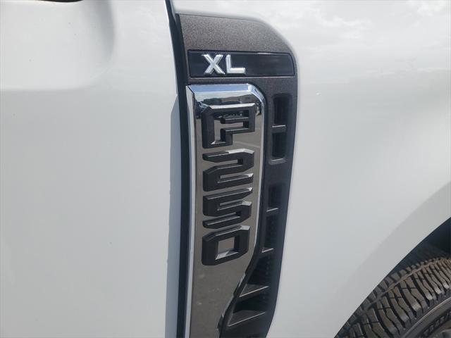 new 2025 Ford F-250 car, priced at $46,421