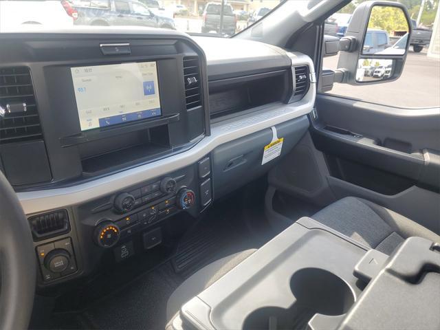 new 2025 Ford F-250 car, priced at $46,421