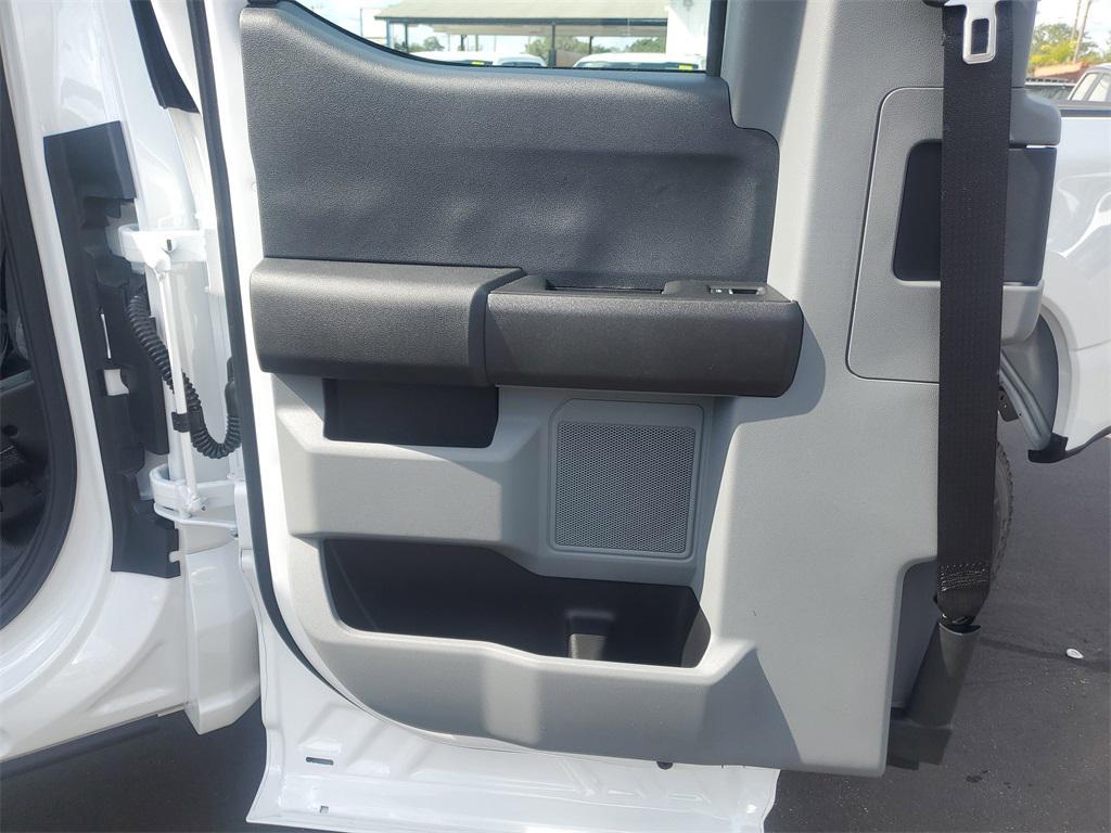 new 2025 Ford F-250 car, priced at $46,995