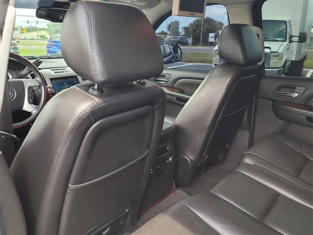 used 2009 Cadillac Escalade EXT car, priced at $25,989