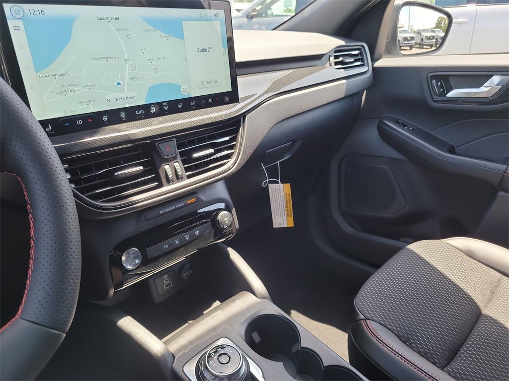 new 2025 Ford Escape car, priced at $30,052