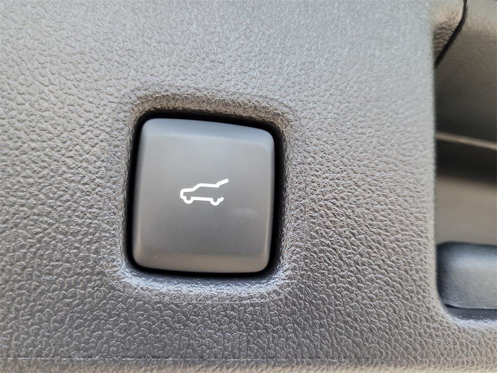 new 2025 Ford Escape car, priced at $30,052