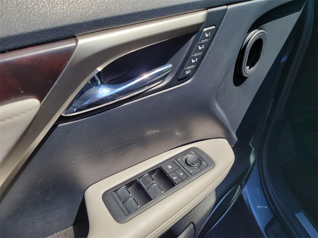used 2020 Lexus RX 350 car, priced at $29,299