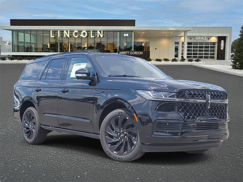 new 2025 Lincoln Navigator car, priced at $102,182