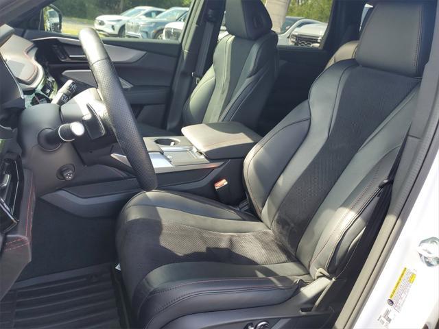 used 2022 Acura MDX car, priced at $42,750