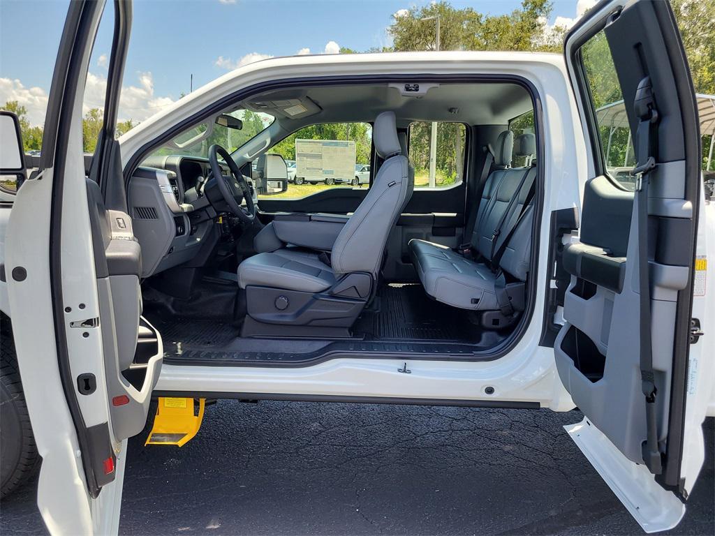 new 2025 Ford F-250 car, priced at $50,597