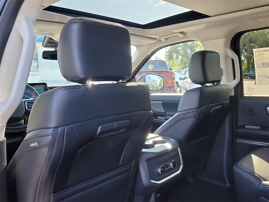 new 2025 Ford Expedition Max car, priced at $77,050