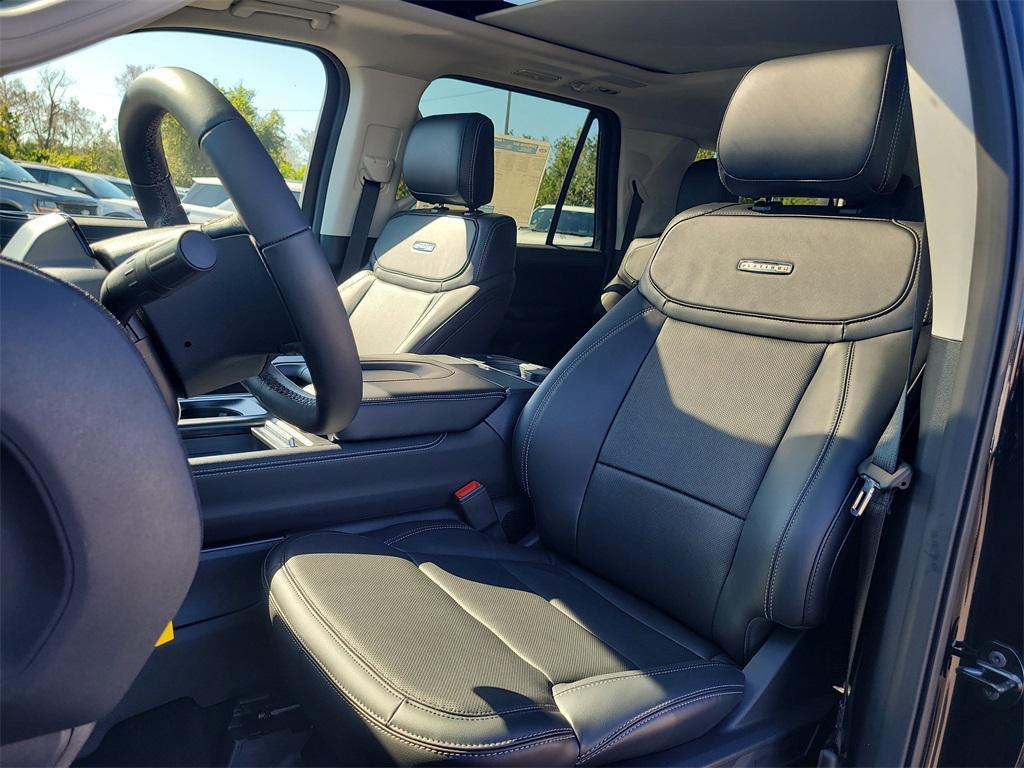 new 2025 Ford Expedition Max car, priced at $77,050