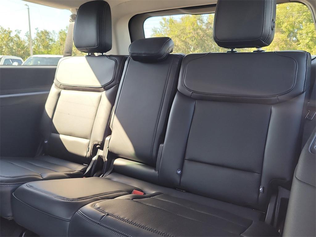 new 2025 Ford Expedition Max car, priced at $77,050